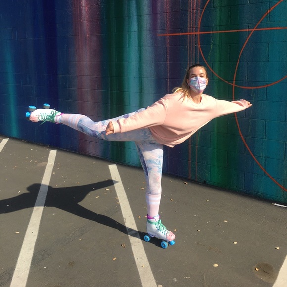 Meet your Posh Ambassador, Erin - Picture 5 of 6